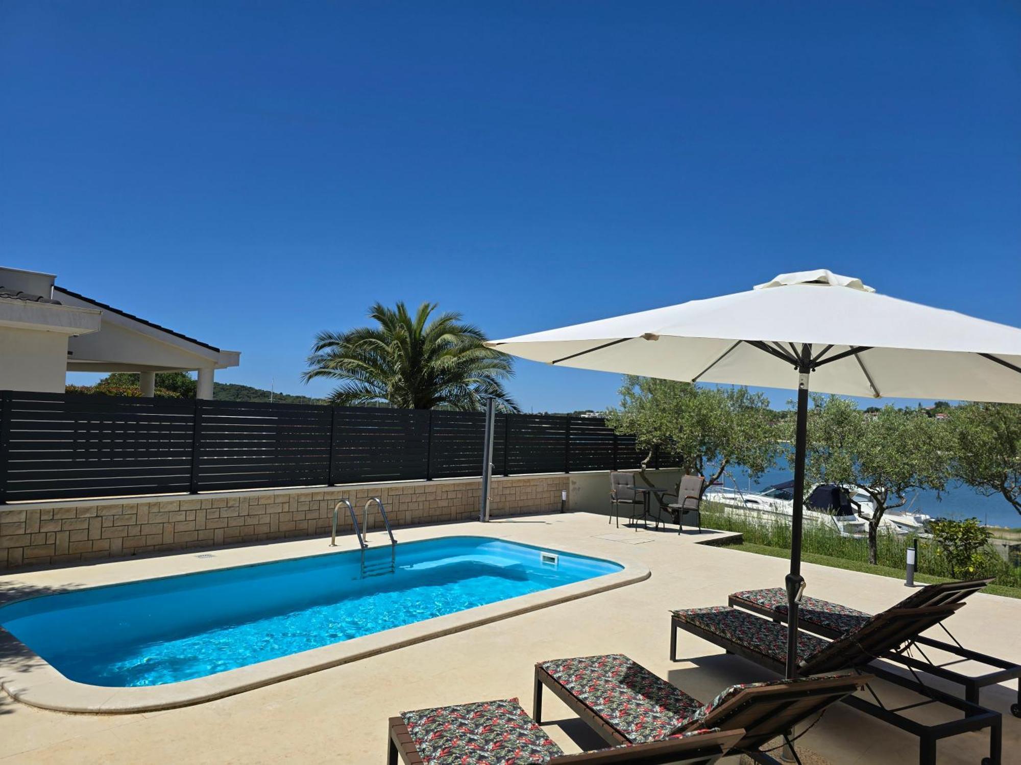 Olive Garden, Apartment With A Private Pool Banjole Exterior photo